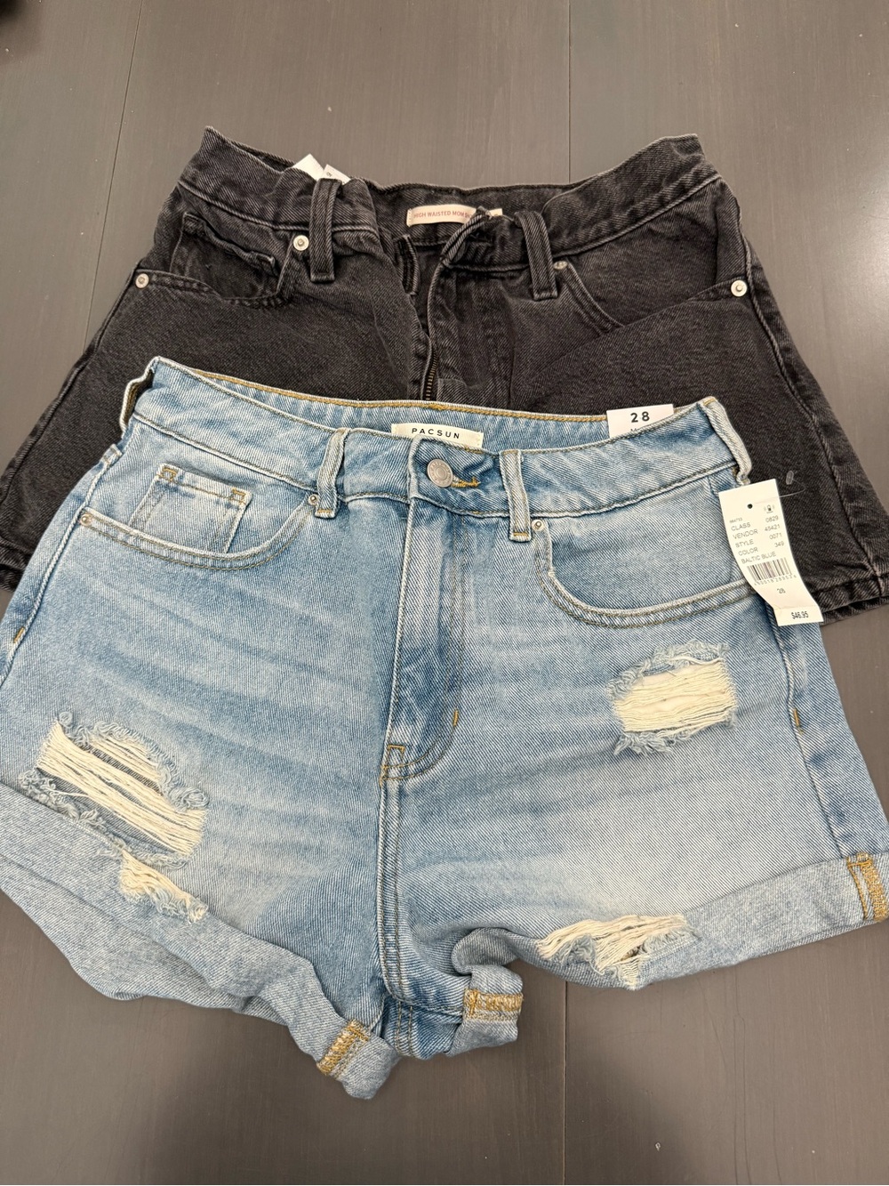 PacSun Denim Shorts in Black, Levi’s high waisted lot of 2, size 28